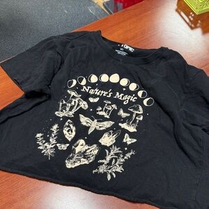 Hot topic nature’s magic tee M // 011027